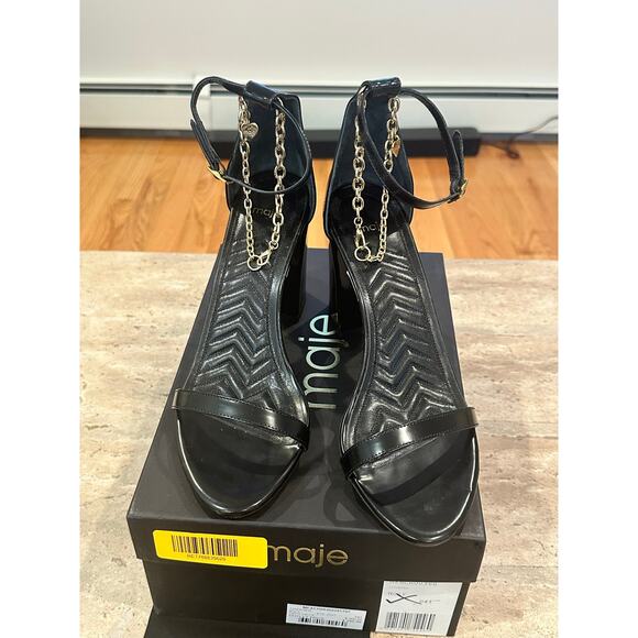 NEW Maje Black Medium Heel With Gold-tone Chain Sandals size 41 - Picture 9 of 10